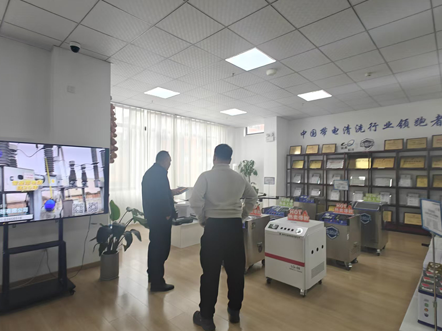 辽宁省尹总参观考察